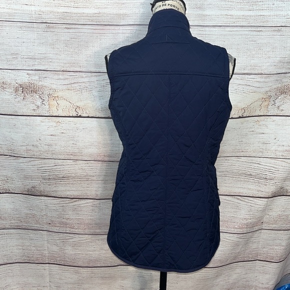 Untuckit Woman’s Puffer Vest Quilted Navy Blue Size Small - Picture 4 of 9